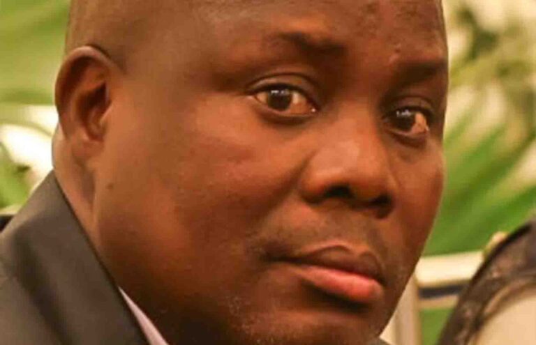 PRESIDENTIAL ADVISORS ARE NOT INTERFERING IN THE PUBLIC SERVICE