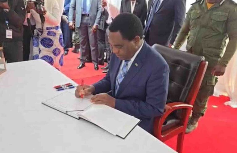 FOCUS ON MOURNING NOT POLITICAL BATTLES-HH